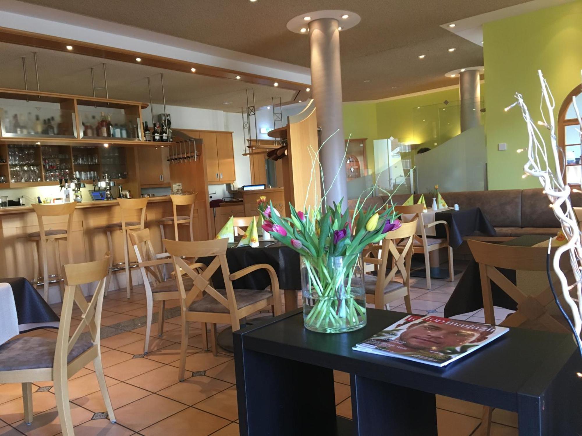 Warias Hotel & Restaurant Braunsbedra Kültér fotó