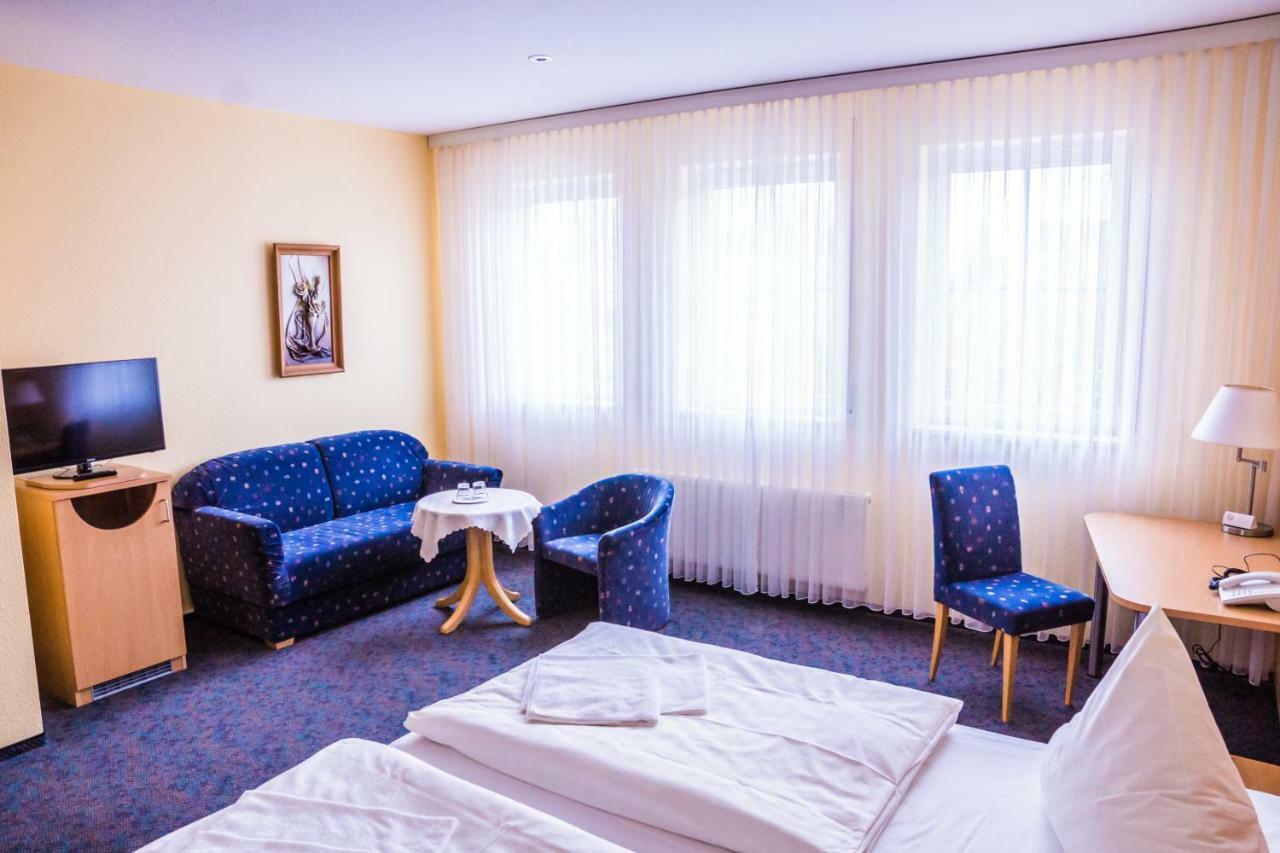 Warias Hotel & Restaurant Braunsbedra Kültér fotó