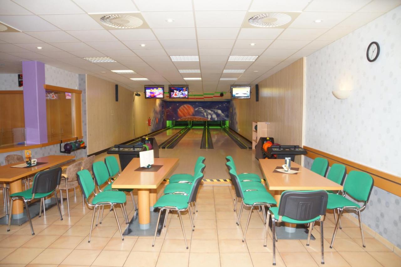 Warias Hotel & Restaurant Braunsbedra Kültér fotó