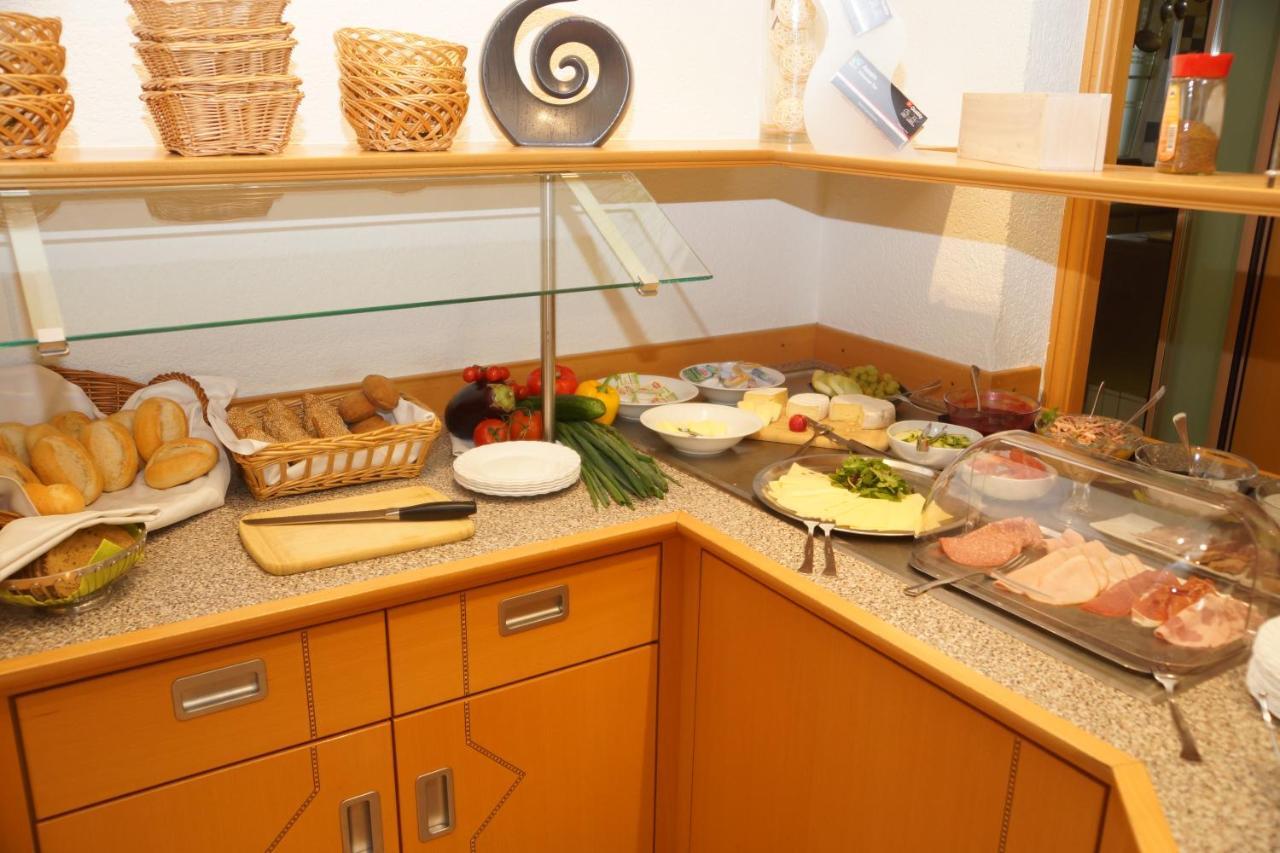 Warias Hotel & Restaurant Braunsbedra Kültér fotó